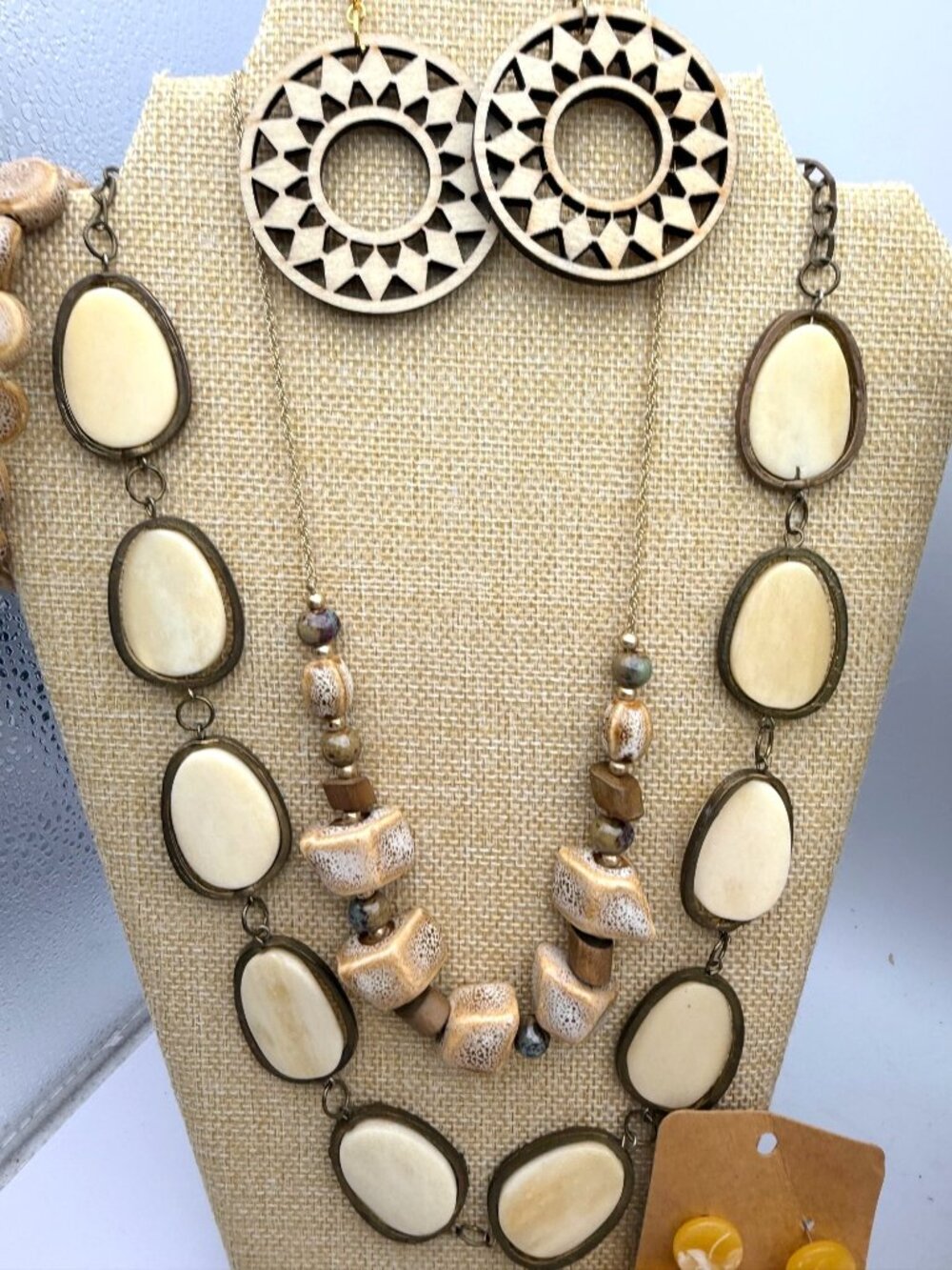 Vintage Boho Jewelry Lot 50 Pcs Mixed Materials Wear Necklace Earrings Bracelets - Picture 11 of 15